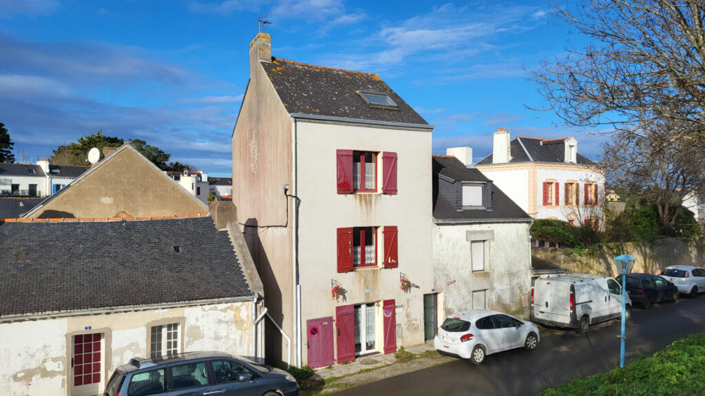 L'agence de l'océan vous propose cette maison à vendre à belle-ile-en-mer