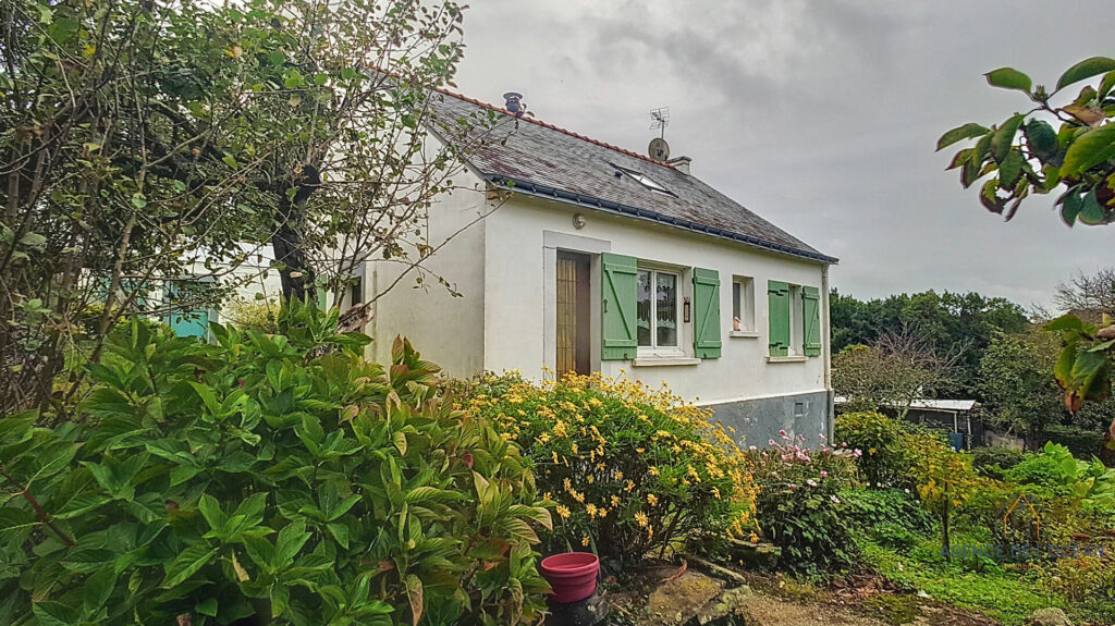L'agence de l'océan vous propose cette maison à vendre à belle-ile-en-mer