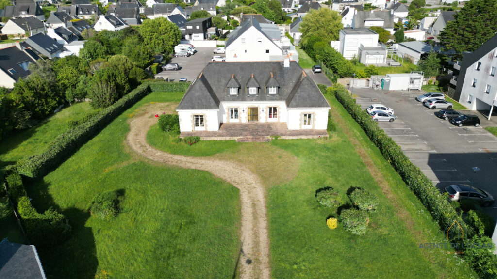 L'agence de l'océan vous propose cette maison à vendre à etel