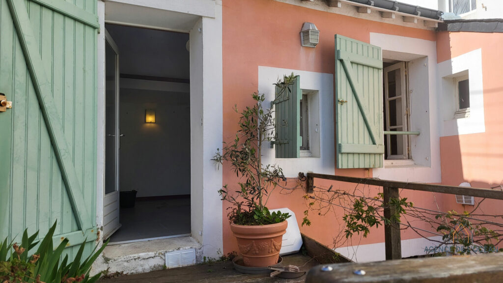 L'agence de l'océan vous propose cette maison à vendre à belle-ile-en-mer