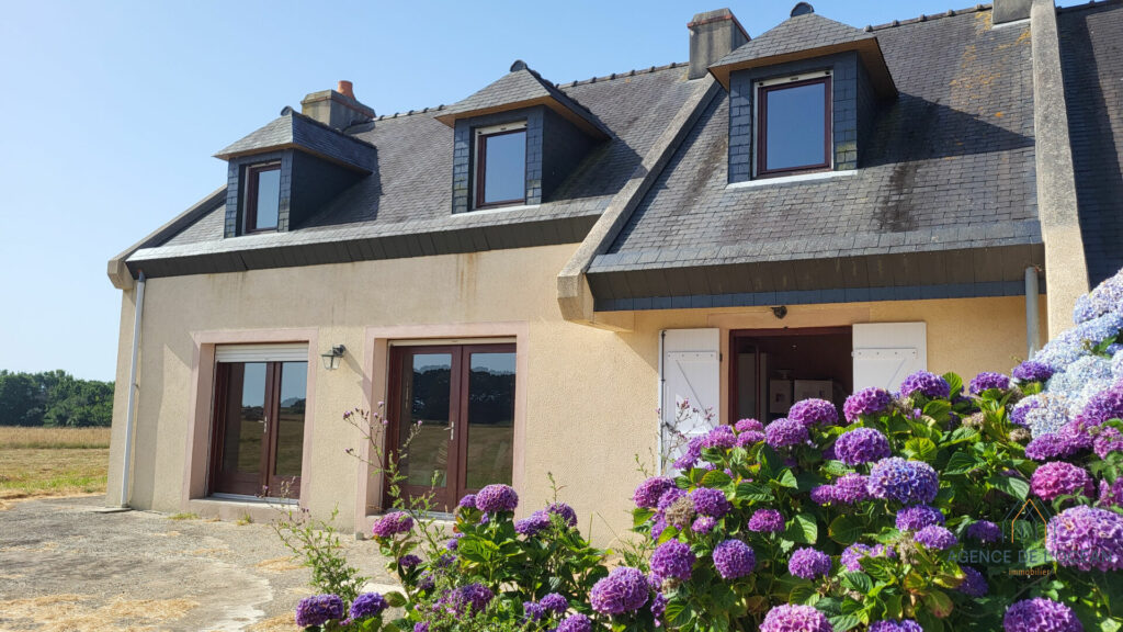 L'agence de l'océan vous propose cette maison à vendre à belle-ile-en-mer